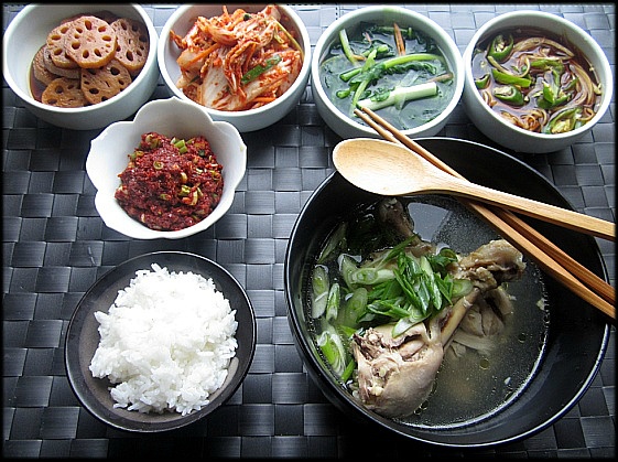 닭한마리닭곰탕 이미지
