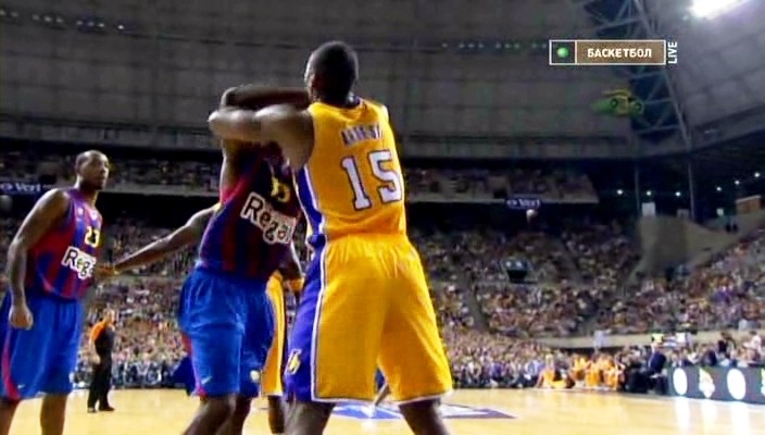 [NBA]  유럽투어중 LA와 바르셀로나 그리고 피트 마이클