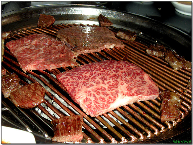 [남산동] 식육식당치고는 고기가 제법 좋은~ 초심한우직판장 > 네티즌 추천맛집