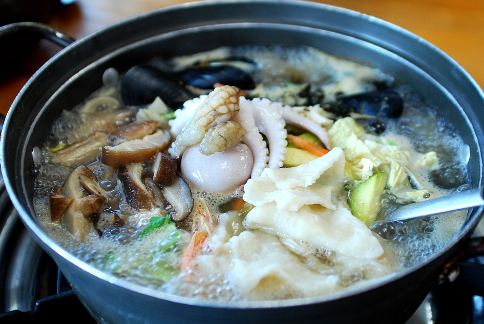 밀터해물칼국수 이미지