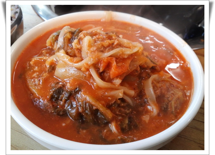 어탕맛칼국수 이미지