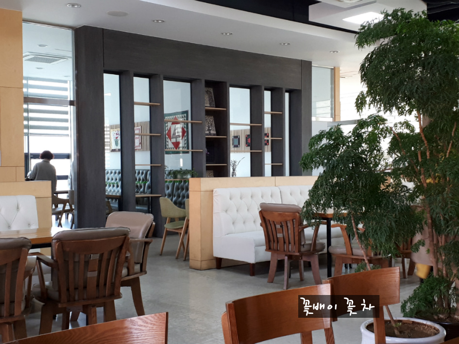 내일카페