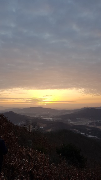 2019년 첫날 첫번째 해를 드립니다.
