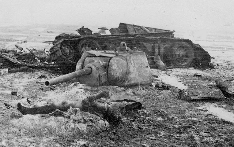 소련군 1941모델 T-34/76 전차 승무원들의 사체- Soviet Red Army 1941 Model T-34/76 Tank Crew dead Body 