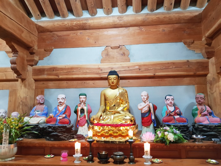 한라산 관음사 나한전에서 2019년1월1일